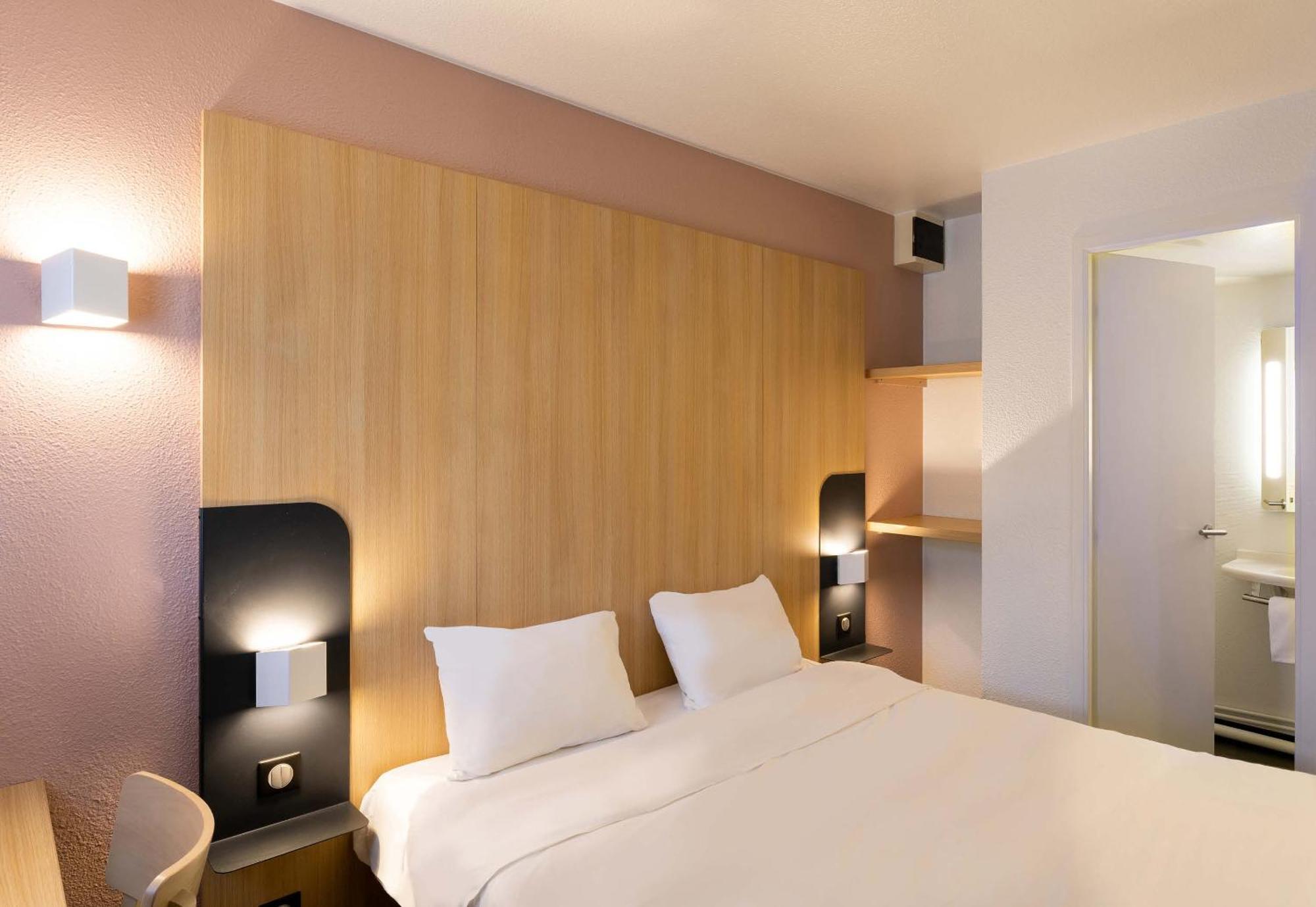 B&B Hotel Lorient Lanester Ngoại thất bức ảnh