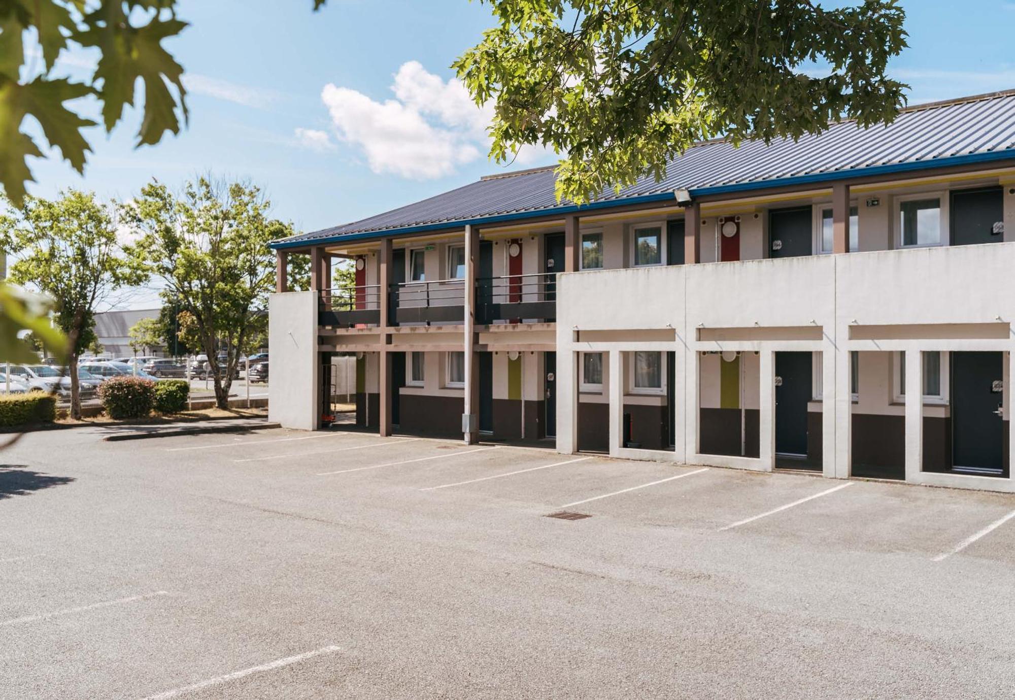B&B Hotel Lorient Lanester Ngoại thất bức ảnh