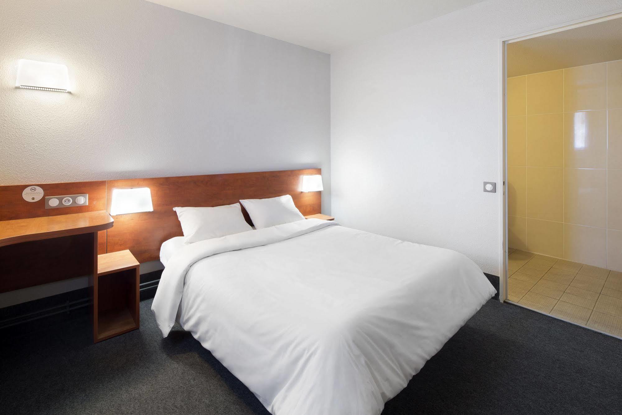 B&B Hotel Lorient Lanester Ngoại thất bức ảnh