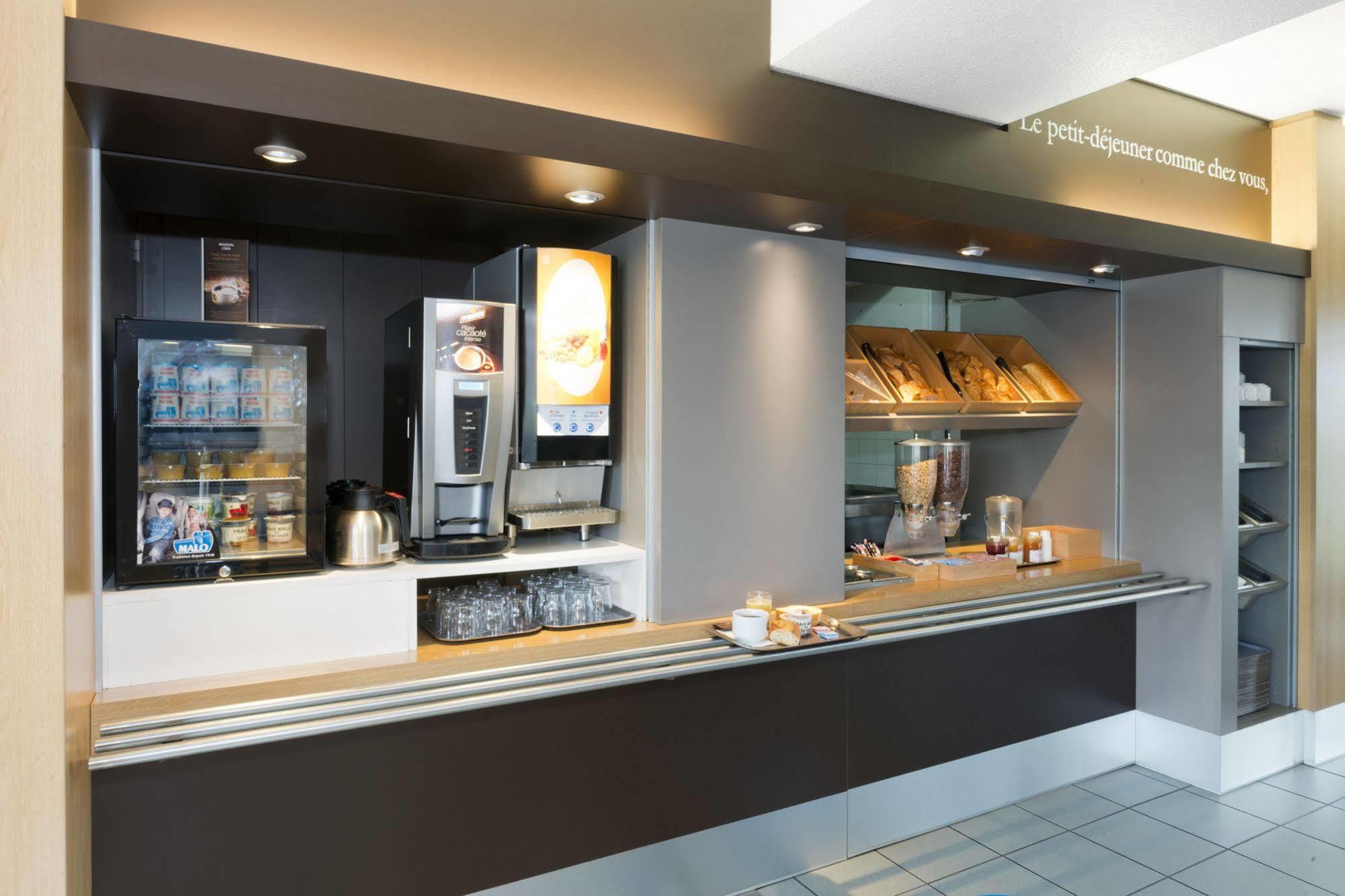 B&B Hotel Lorient Lanester Ngoại thất bức ảnh